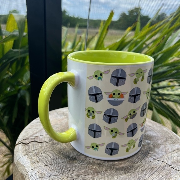 PRE-OWNED STAR WARS MANDALORIAN BABY YODA COFFEE MUG/CUP 20 OZ - Picture 5 of 8